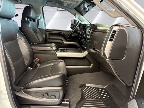 Used 2019 Chevrolet Silverado 2500 LTZ w/ Duramax Plus Package AWD/4WD image 15