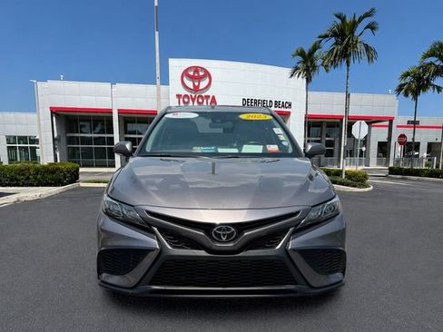 Used 2023 Toyota Camry SE FWD image 2