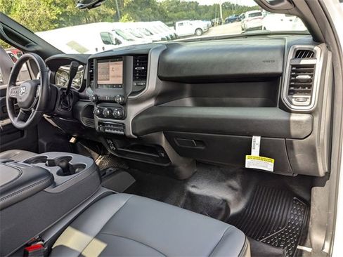 New 2024 RAM 5500 Tradesman image 32