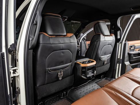 Used 2024 RAM 2500 Limited w/ Safety Group image 34