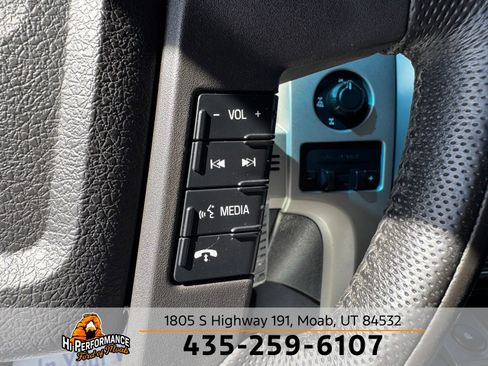 Used 2014 Ford F150 Raptor w/ Equipment Group 801A Luxury AWD/4WD image 24