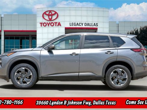 Used 2024 Nissan Rogue SV FWD image 6