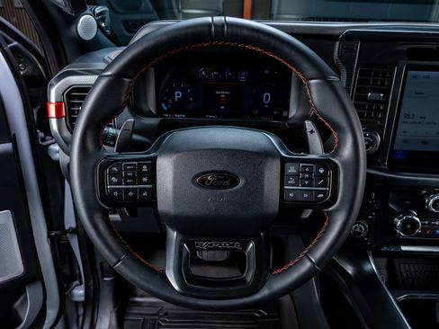 Used 2025 Ford F150 Raptor AWD/4WD image 19