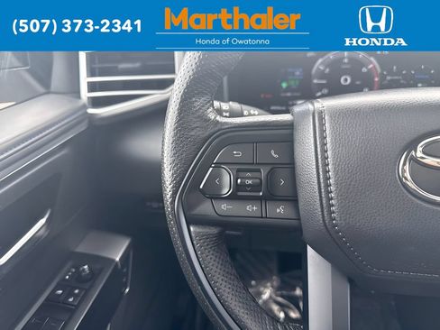 Used 2025 Toyota Sequoia Platinum AWD/4WD image 26