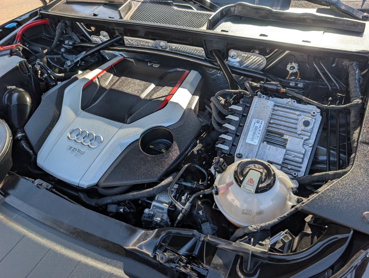 Used 2018 Audi SQ5 Prestige AWD/4WD image 21