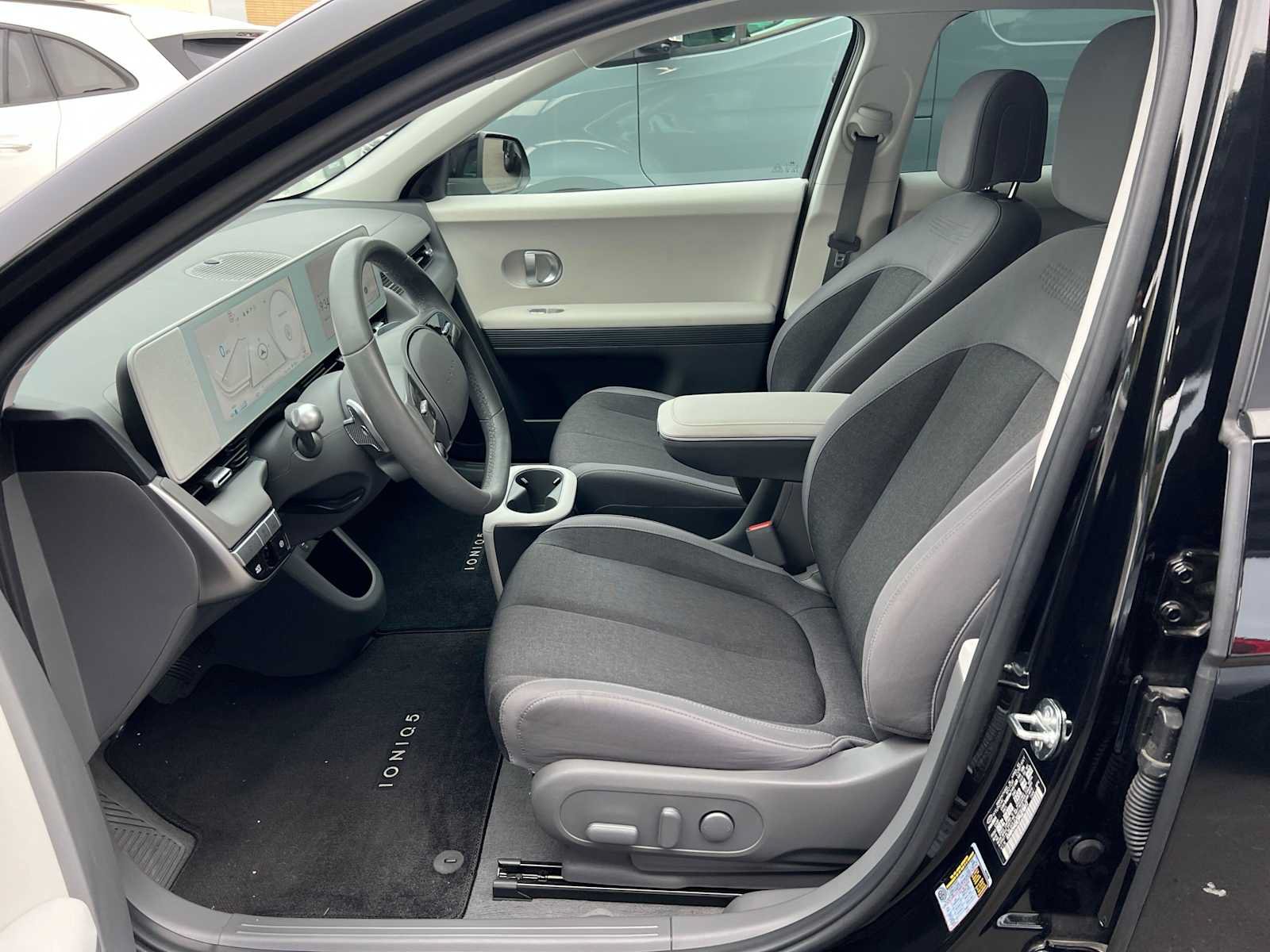 Used 2024 Hyundai Ioniq 5 SEL RWD image 22