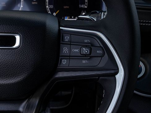 New 2025 Jeep Grand Cherokee L Laredo w/ Luxury Tech Group I image 24