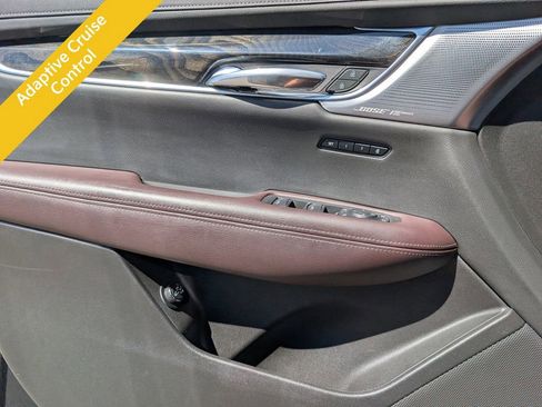 Used 2023 Cadillac XT6 Premium Luxury w/ Technology Package AWD/4WD image 18