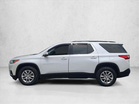 Used 2021 Chevrolet Traverse LT FWD image 9