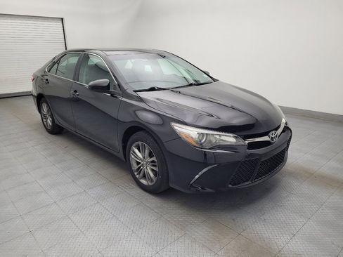 Used 2017 Toyota Camry SE image 13