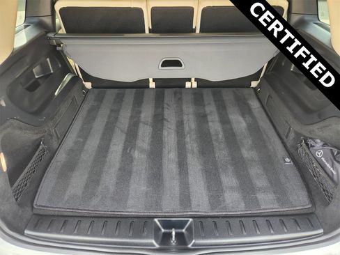 Certified 2022 Mercedes-Benz EQB 300 4MATIC image 33