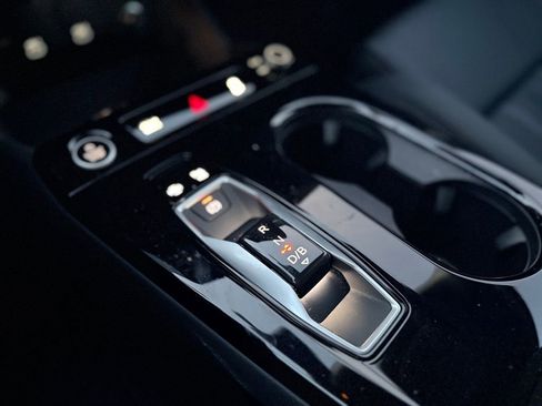 Used 2025 Audi Q6 e-tron Premium Plus w/ Premium Plus image 34