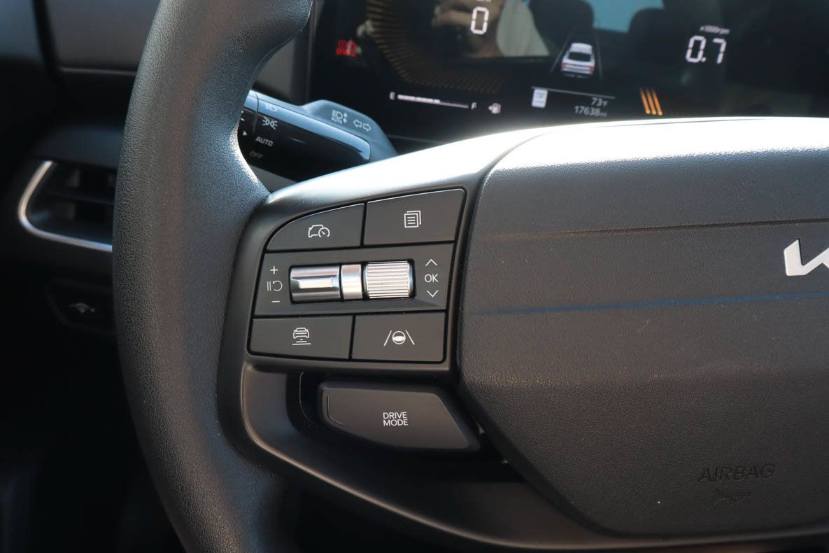 Used 2026 Kia K4 FWD image 24