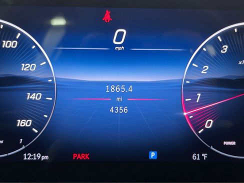 Certified 2025 Mercedes-Benz C 300 Sedan image 17