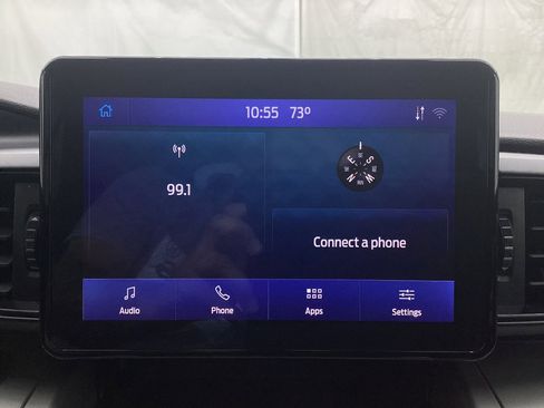 Used 2021 Ford Explorer XLT image 36