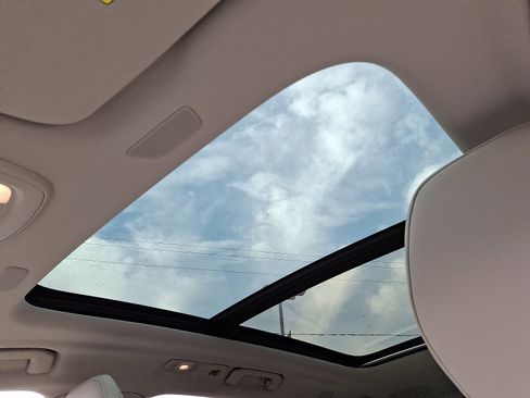 New 2026 Volvo XC60 T8 Ultra w/ Protection Package Premier image 9