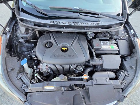 Used 2012 Hyundai Elantra Limited w/ Technology Pkg 5 FWD image 41