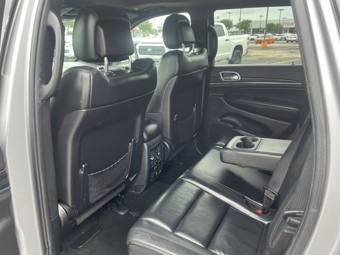 Used 2020 Jeep Grand Cherokee Limited AWD/4WD image 32