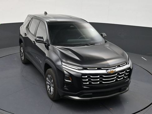 Used 2025 Chevrolet Equinox LT w/ Safety and Technology Package FWD image 18