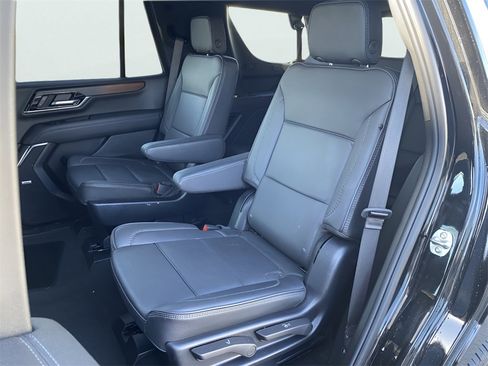 Used 2025 GMC Yukon Denali image 14