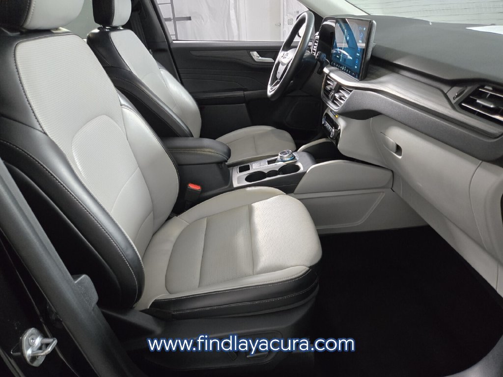 Used 2025 Ford Escape Platinum AWD/4WD image 20