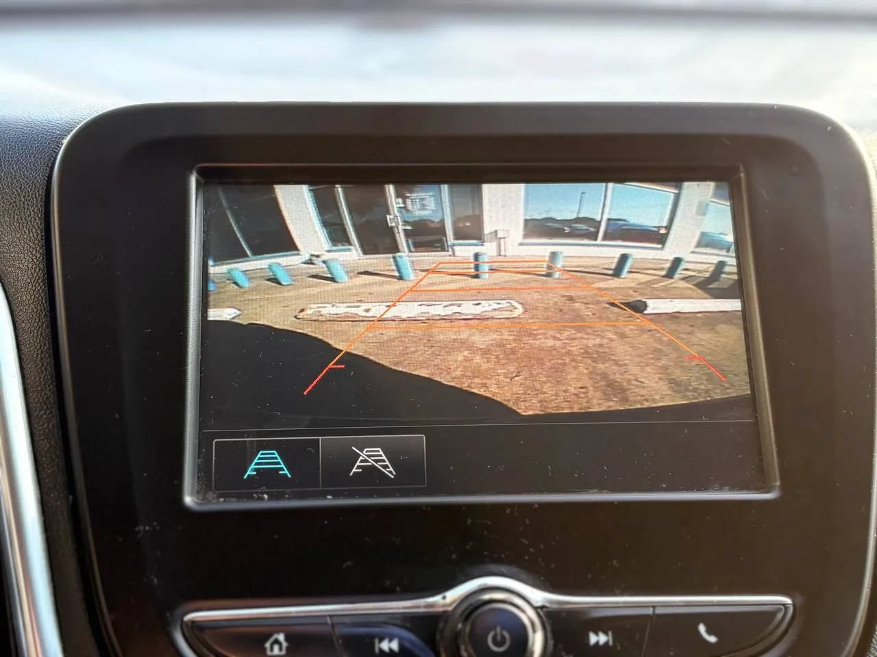 Used 2018 Chevrolet Equinox LT w/ LPO, Protection Package FWD image 20