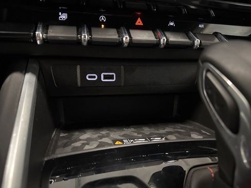 Used 2024 Chevrolet Colorado Z71 image 44