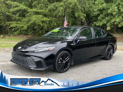 Used 2025 Toyota Camry SE