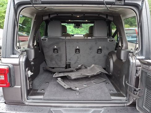 Certified 2026 Jeep Wrangler Unlimited Sport AWD/4WD image 29