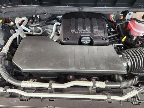 Used 2023 Chevrolet Silverado 1500 Custom image 33