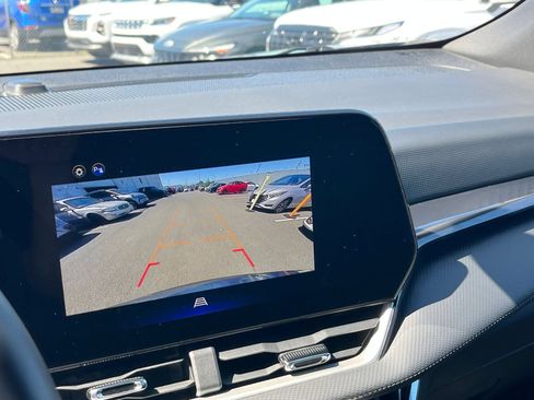 Used 2025 Chevrolet Equinox LT FWD image 19
