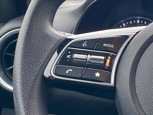 Used 2022 Kia Forte LXS image 8