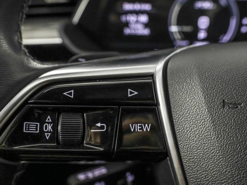 Used 2024 Audi Q8 e-tron Premium Plus w/ Premium Plus Package AWD/4WD image 26