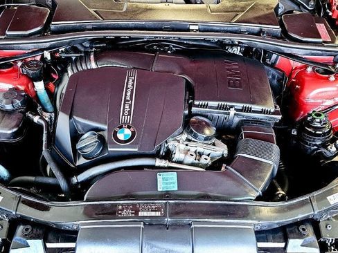 Used 2011 BMW 335i Convertible image 22