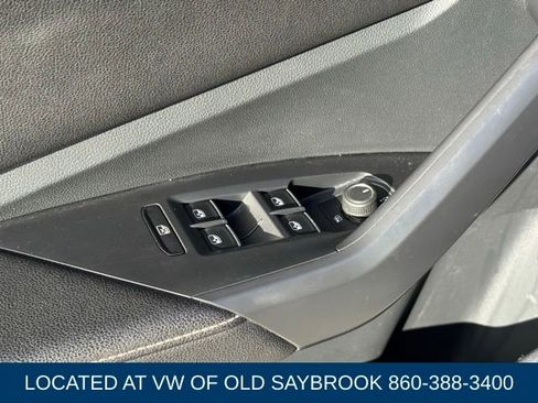 Certified 2024 Volkswagen Jetta SE FWD image 29
