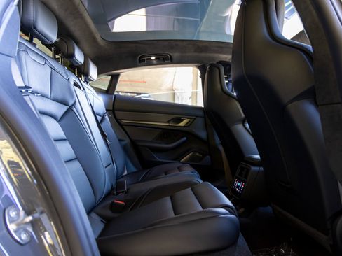 New 2025 Porsche Taycan Turbo S image 41