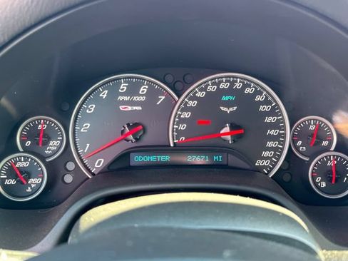 Used 2007 Chevrolet Corvette Z06 w/ Preferred Equipment Group RWD image 16