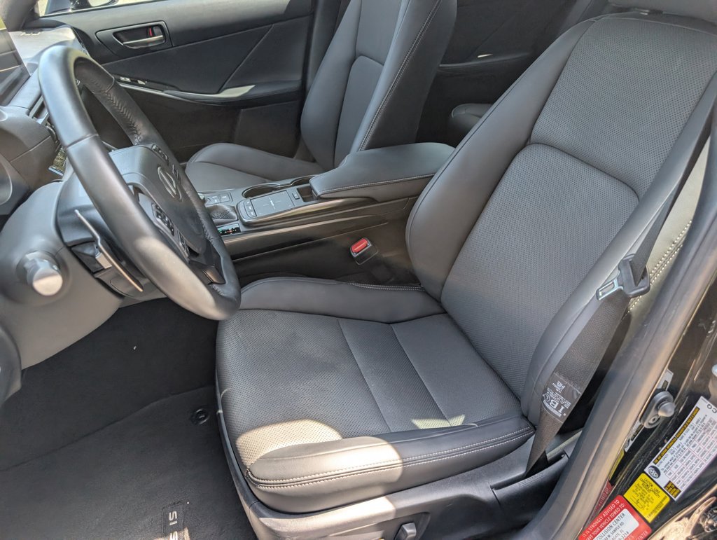 Used 2025 Lexus IS 350 F Sport w/ Accessory Package 2 RWD image 5