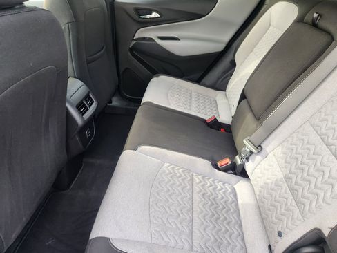 Used 2024 Chevrolet Equinox LT image 30