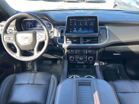 Used 2024 Chevrolet Suburban RST w/ Luxury Package image 20