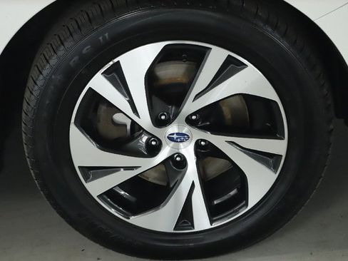 Used 2022 Subaru Legacy Premium image 10