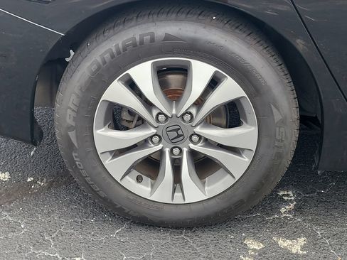 Used 2013 Honda Accord LX image 5