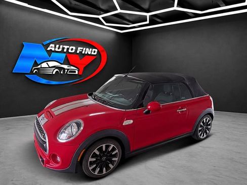 Used 2019 MINI Cooper S FWD image 1