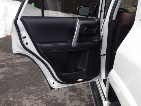 Used 2023 Toyota 4Runner Limited image 19