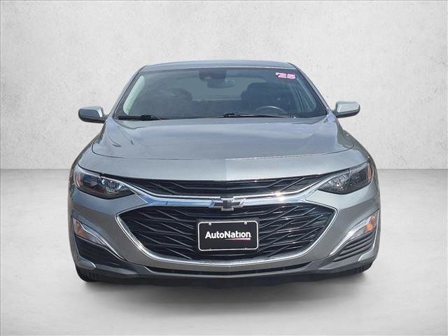 Used 2025 Chevrolet Malibu RS FWD image 2