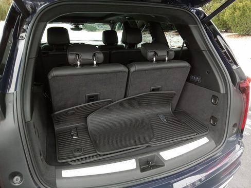 Used 2025 Cadillac XT6 Premium Luxury w/ Platinum Package image 27