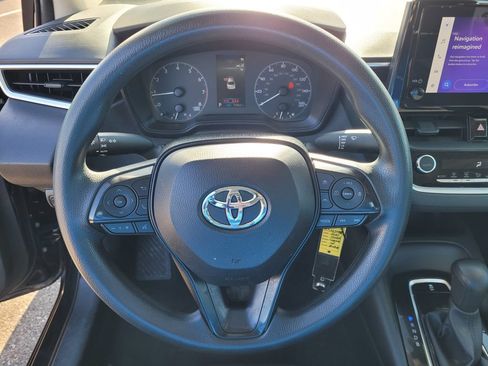 Used 2024 Toyota Corolla LE FWD image 22