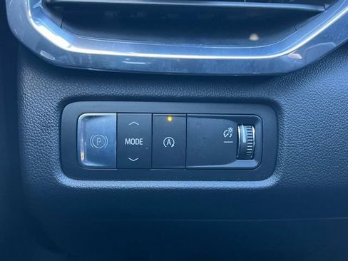 New 2026 GMC Acadia Elevation image 34