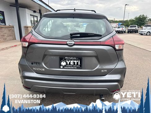 Used 2023 Nissan Kicks SR w/ Interior Electronics Package FWD image 4