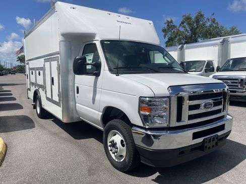 New 2025 Ford E-450 and Econoline 450 Super Duty w/ Power Equipment Group image 3